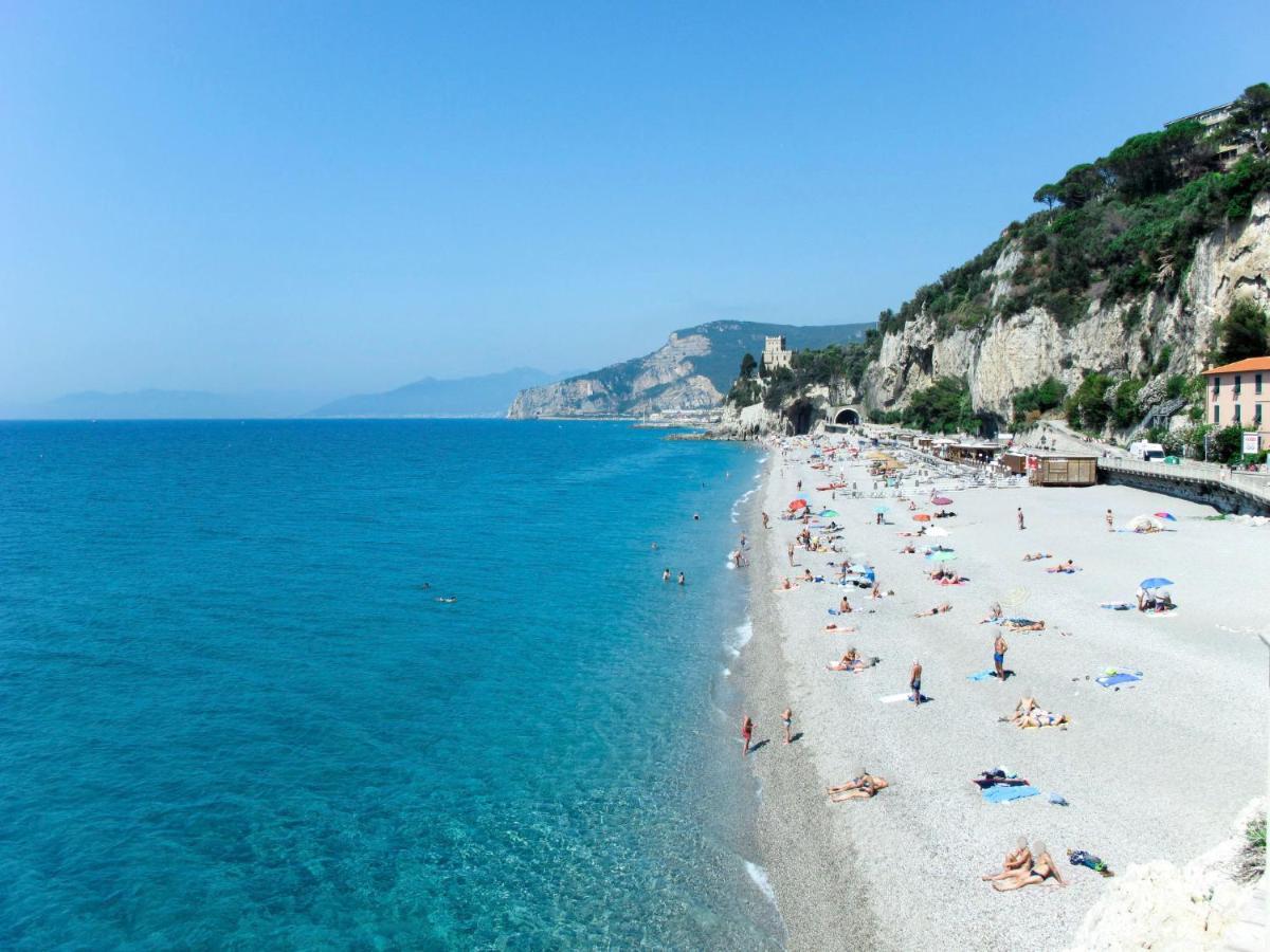 Appartamento Locazione Turistica Cielo e Mare - FLG111 Finale Ligure Esterno foto