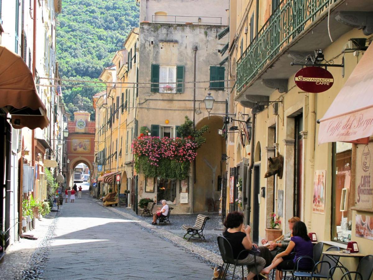 Appartamento Locazione Turistica Cielo e Mare - FLG111 Finale Ligure Esterno foto